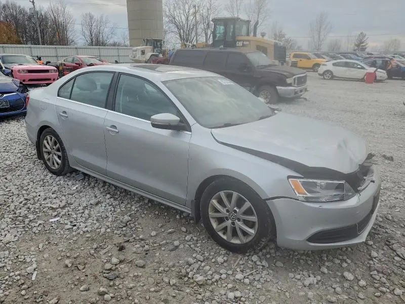 2014 VOLKSWAGEN JETTA SE  