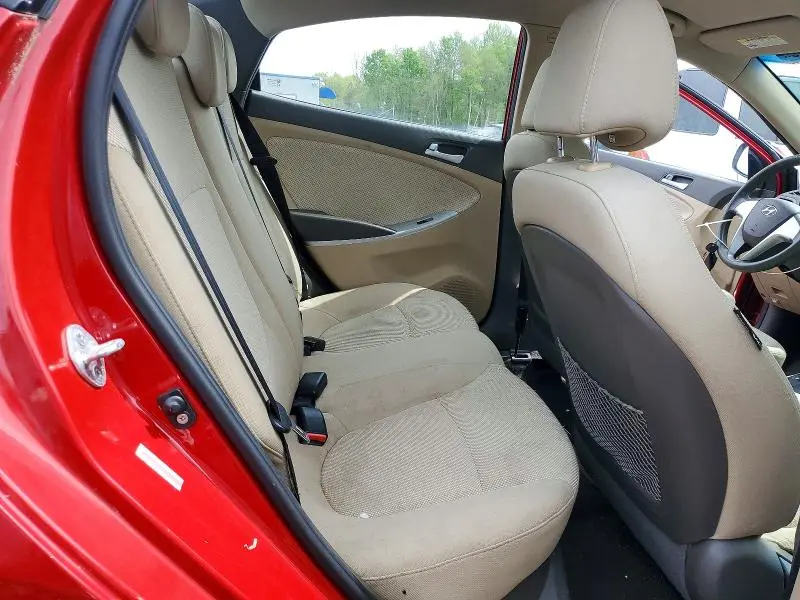 2012 HYUNDAI ACCENT GLS  