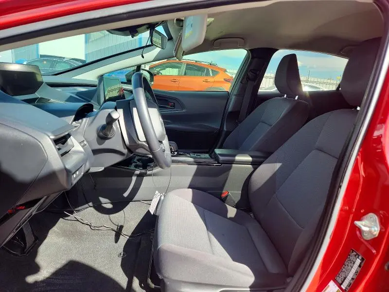 2023 TOYOTA PRIUS LE  