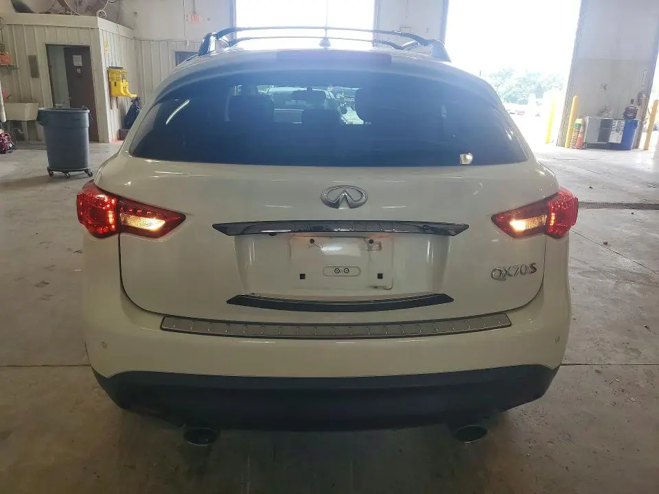2017 INFINITI QX70 BASE  