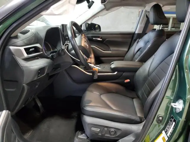 2023 TOYOTA HIGHLANDER HYBRID XLE  