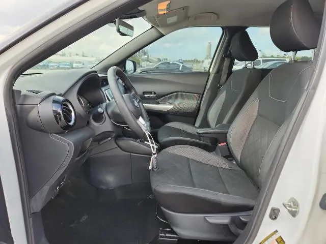 2020 NISSAN KICKS SV  