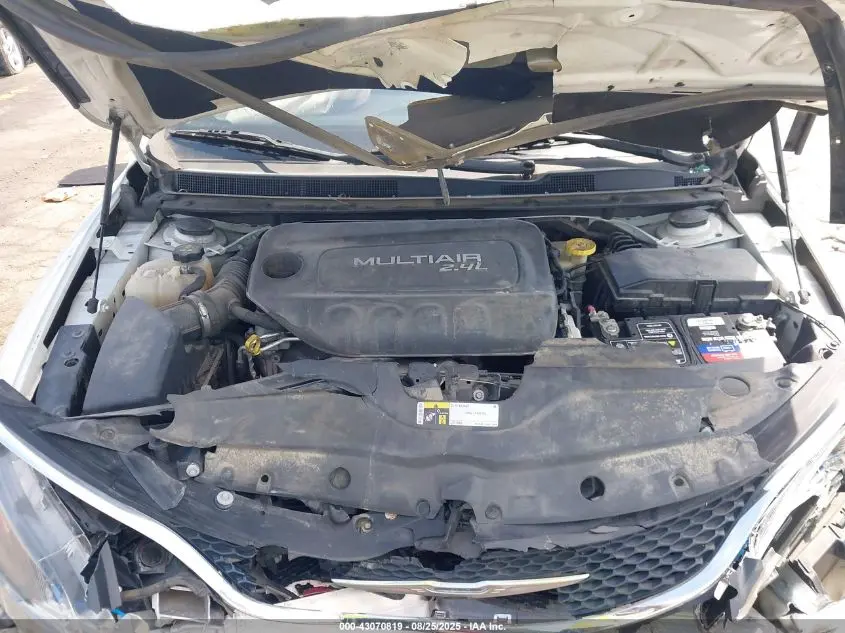 2015 CHRYSLER 200 LIMITED