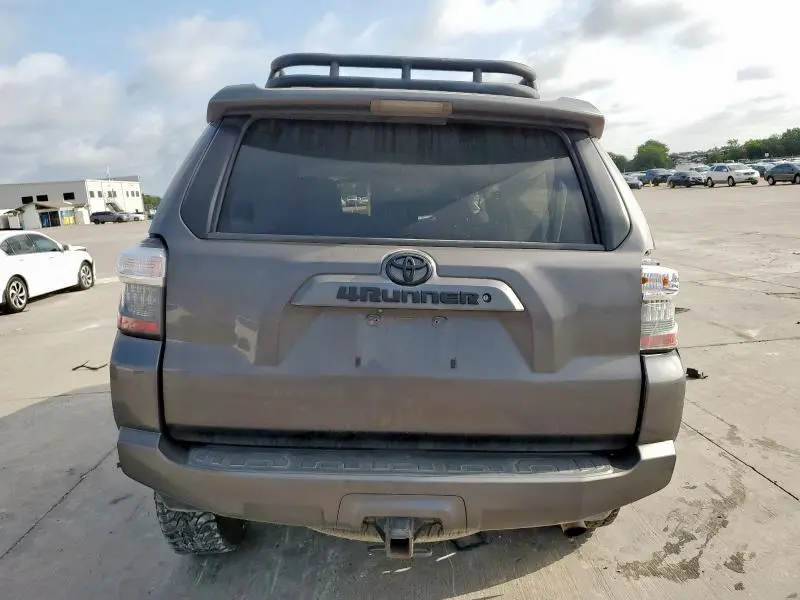 2015 TOYOTA 4RUNNER SR5  