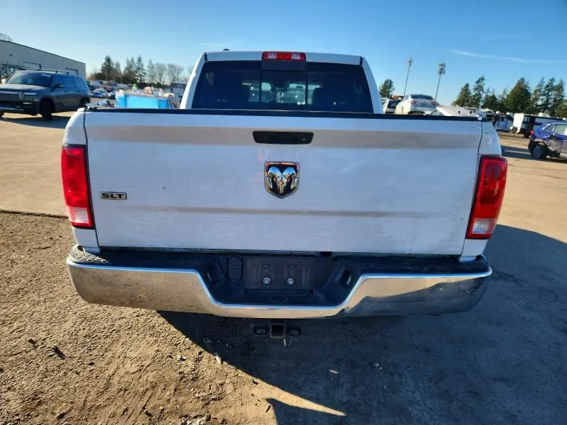 2018 RAM 1500 SLT  