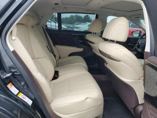 2018 LEXUS LS 500  
