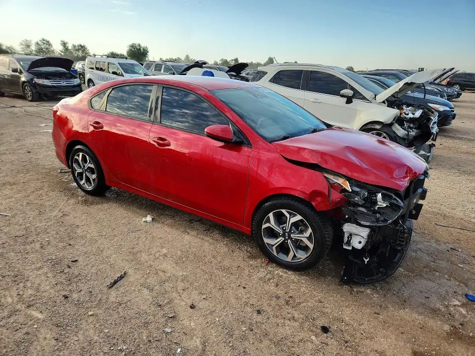 2021 KIA FORTE LXS  