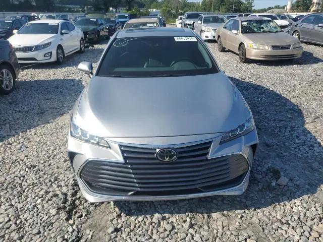 2019 TOYOTA AVALON XLE  