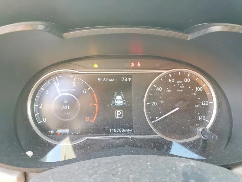 2020 NISSAN VERSA SV  