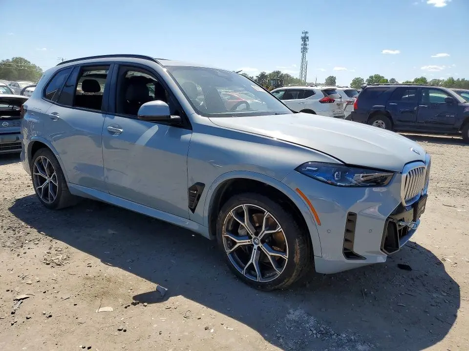 2024 BMW X5 XDRIVE50E  