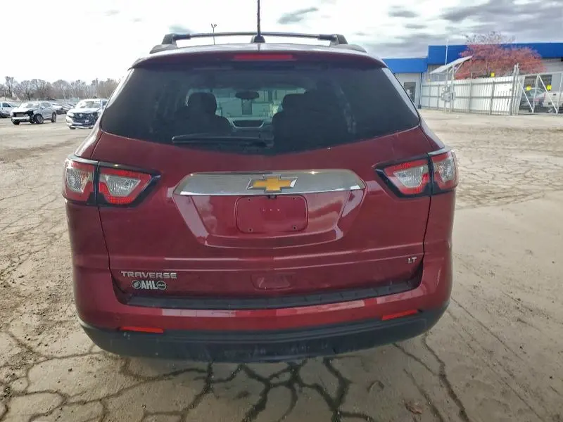 2017 CHEVROLET TRAVERSE LT  