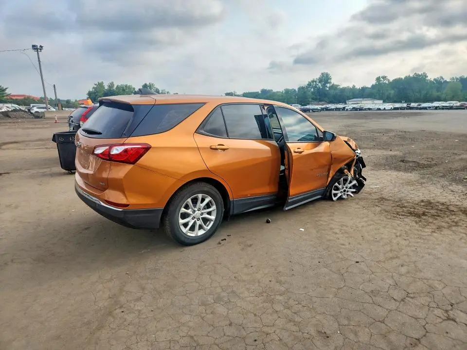 2018 CHEVROLET EQUINOX LS  