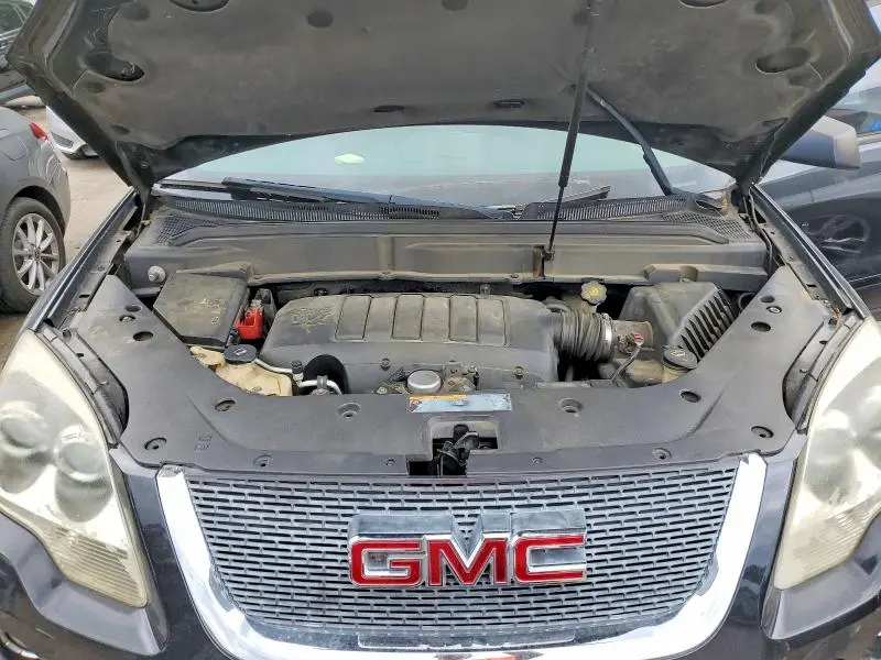 2012 GMC ACADIA SLE  