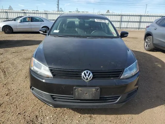 2011 VOLKSWAGEN JETTA SE  