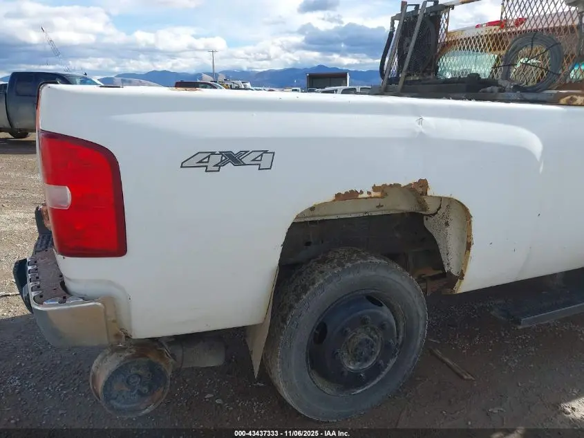 2010 CHEVROLET SILVERADO 3500HD WORK TRUCK