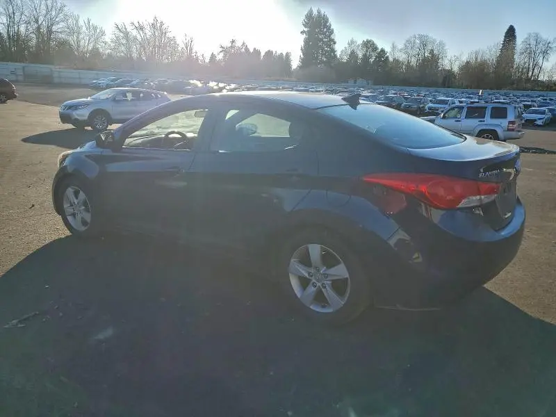 2013 HYUNDAI ELANTRA   