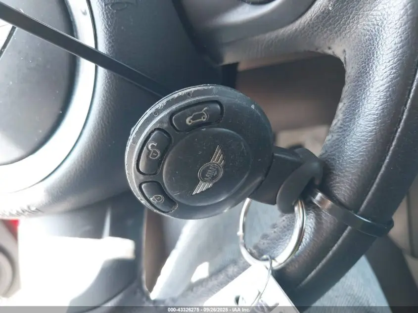 2013 MINI HARDTOP COOPER