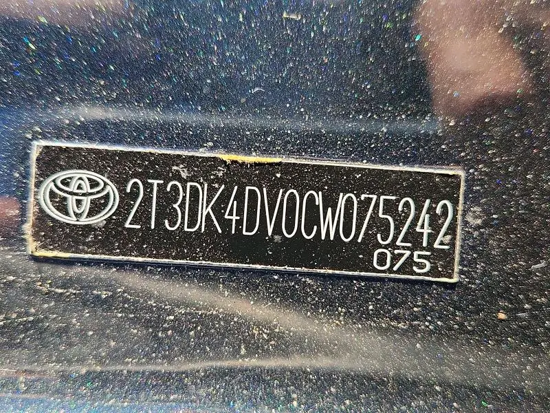 2012 TOYOTA RAV4 LIMITED  