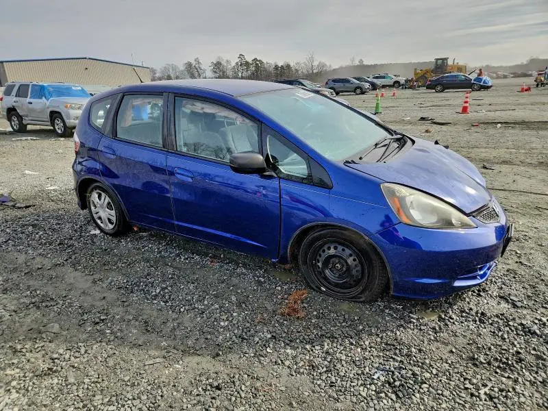 2010 HONDA FIT   