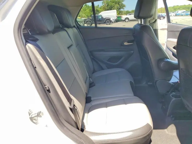 2015 CHEVROLET TRAX LTZ  