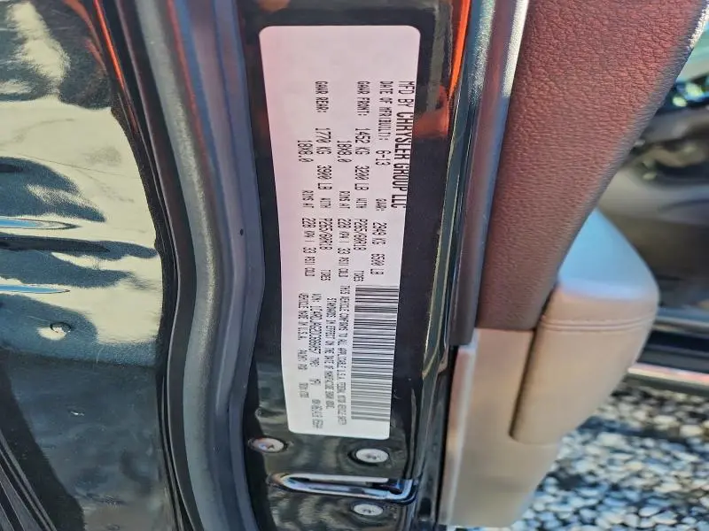 2013 DODGE DURANGO SXT  