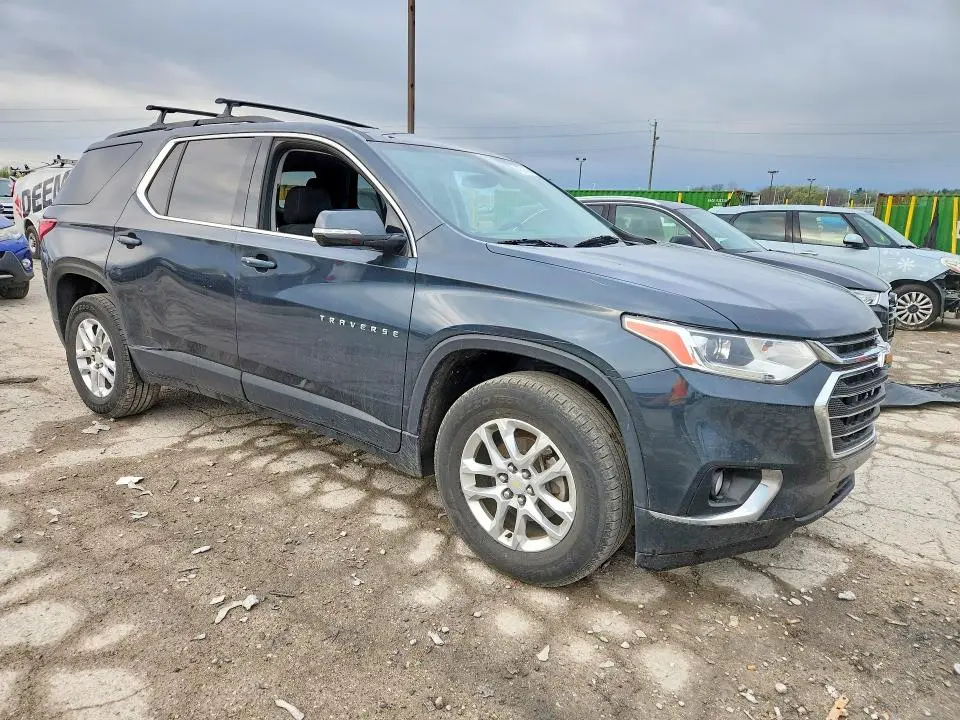 2019 CHEVROLET TRAVERSE LT  