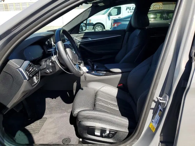 2022 BMW 530 I  