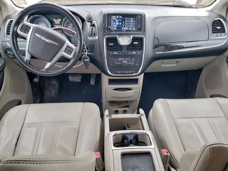 2013 CHRYSLER TOWN & COUNTRY TOURING  
