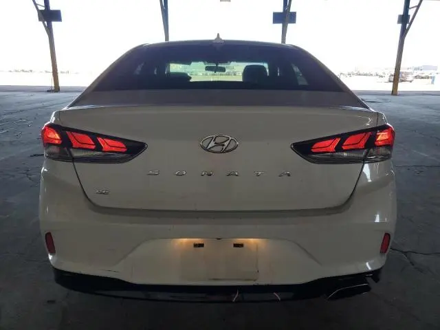 2018 HYUNDAI SONATA SE  
