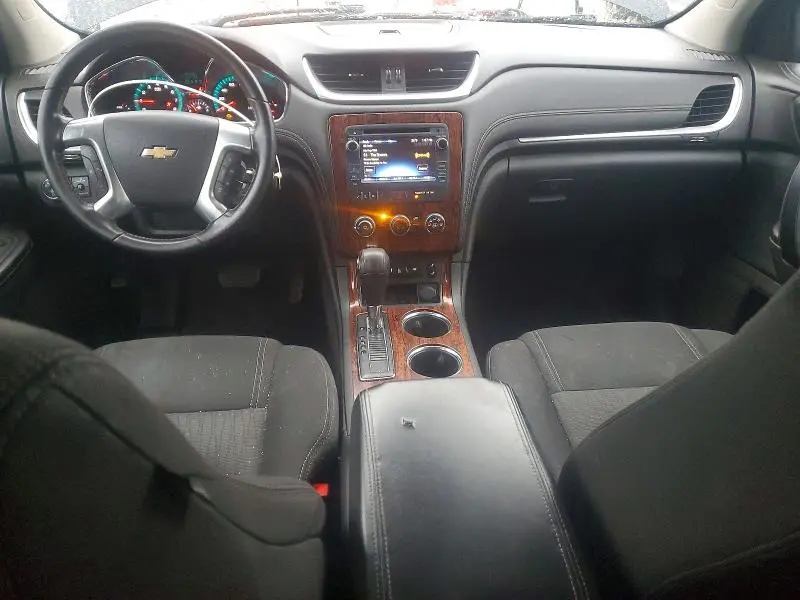 2014 CHEVROLET TRAVERSE LT  