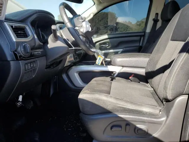 2019 NISSAN TITAN SV  