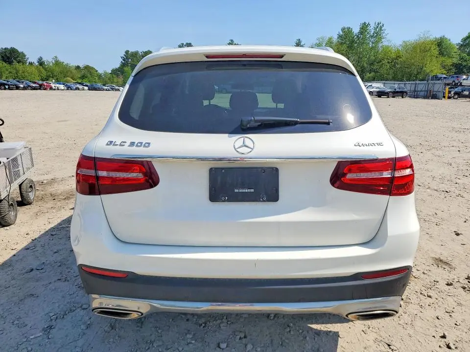 2018 MERCEDES-BENZ GLC 300 4MATIC  