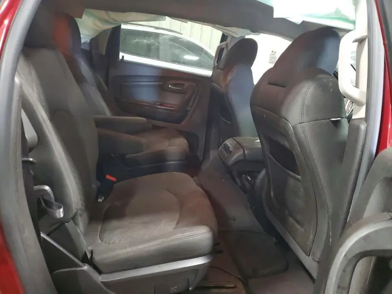 2011 CHEVROLET TRAVERSE LT  