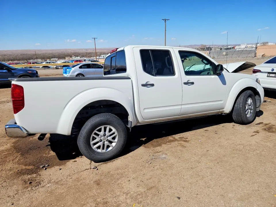 2014 NISSAN FRONTIER S  