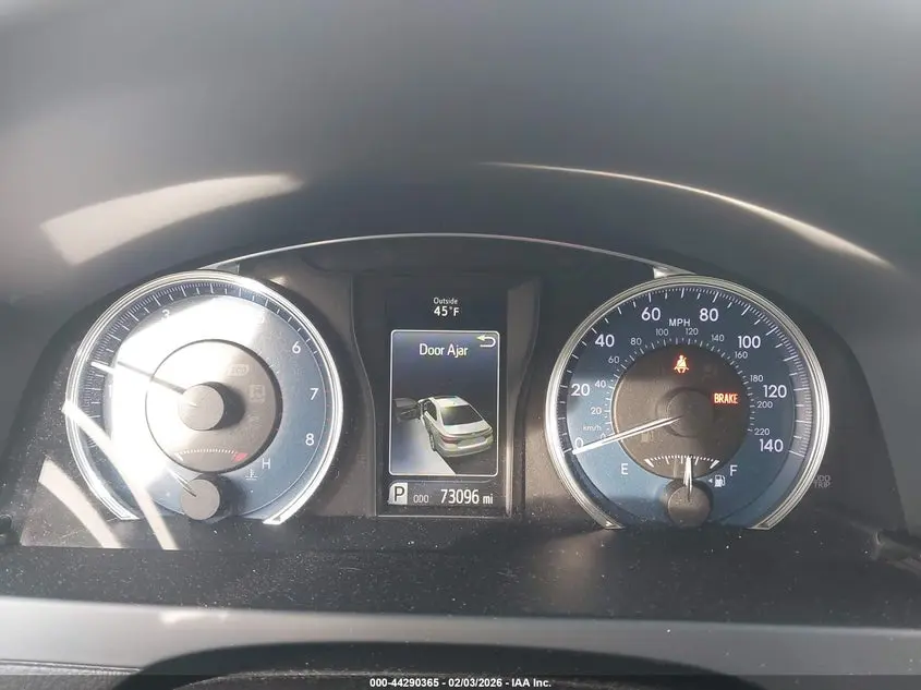 2017 TOYOTA CAMRY XLE