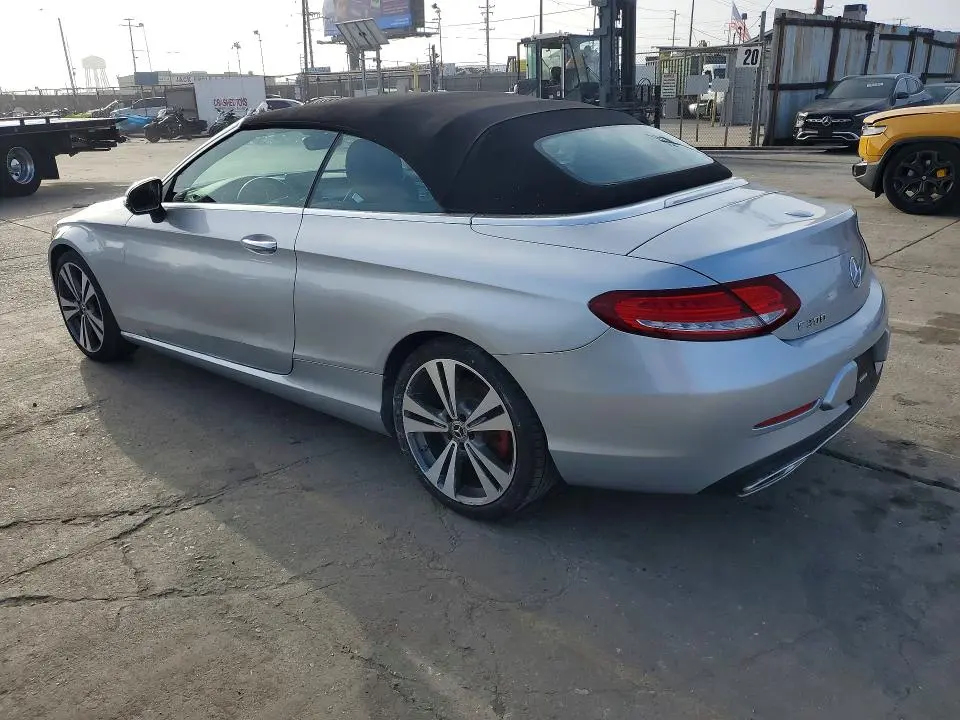 2017 MERCEDES-BENZ C 300  