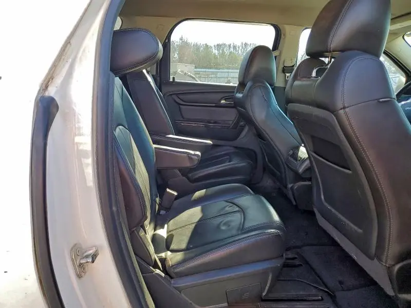 2015 GMC ACADIA SLT-1  