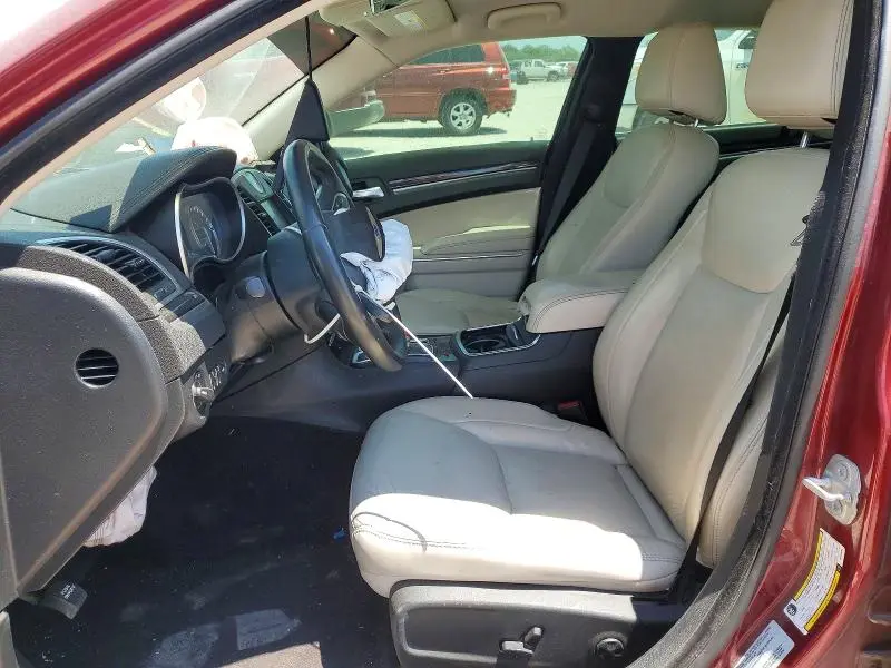 2016 CHRYSLER 300 LIMITED  