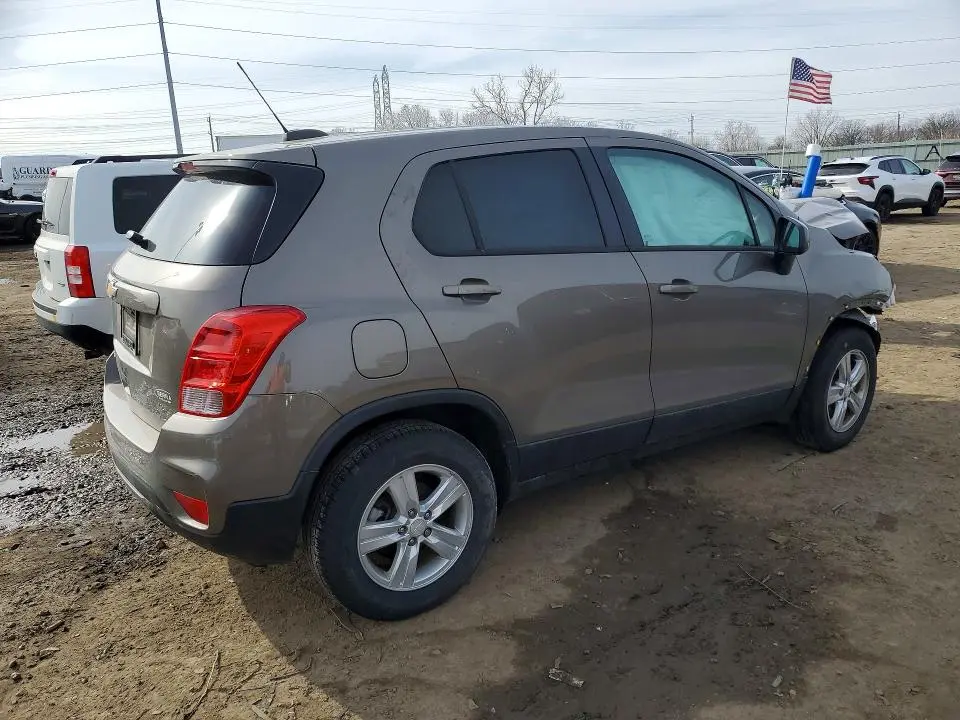 2021 CHEVROLET TRAX LS  