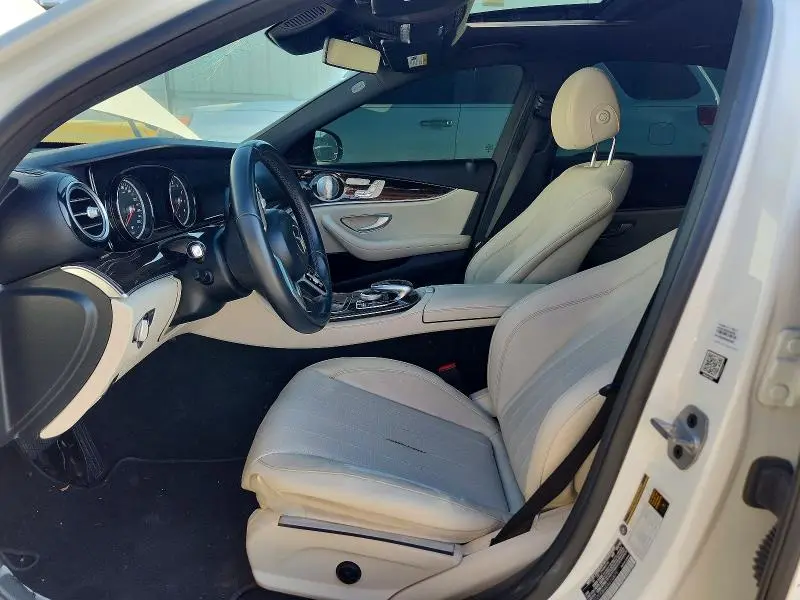 2019 MERCEDES-BENZ E 300  