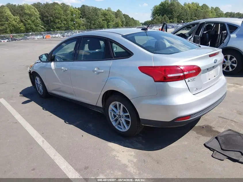 2017 FORD FOCUS SE