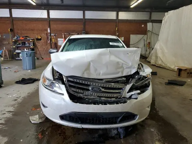 2010 FORD TAURUS LIMITED  