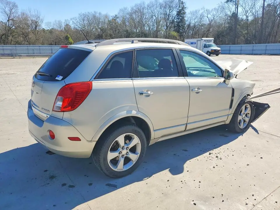 2014 CHEVROLET CAPTIVA LT  