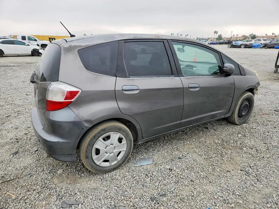2013 HONDA FIT   