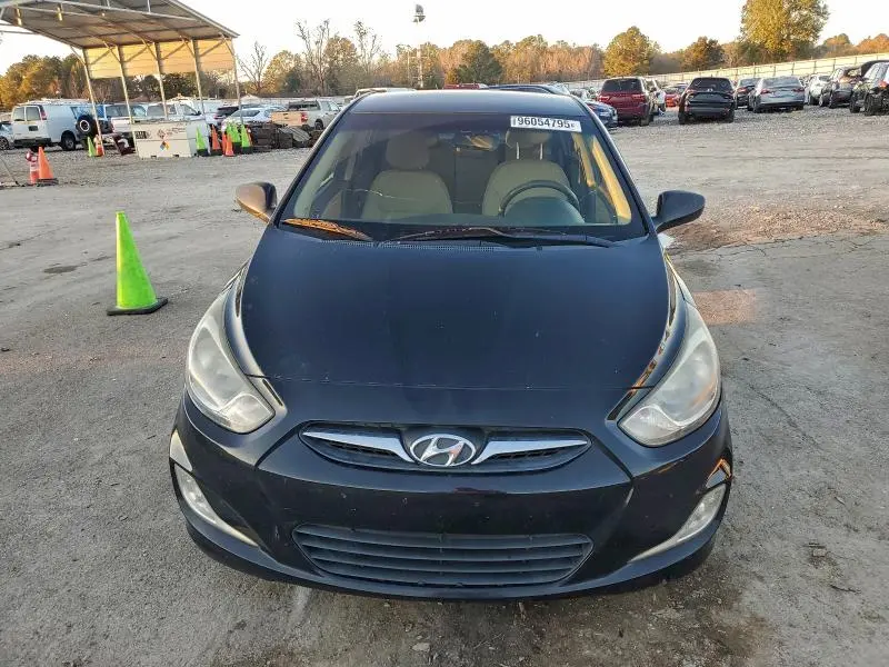 2013 HYUNDAI ACCENT GLS  