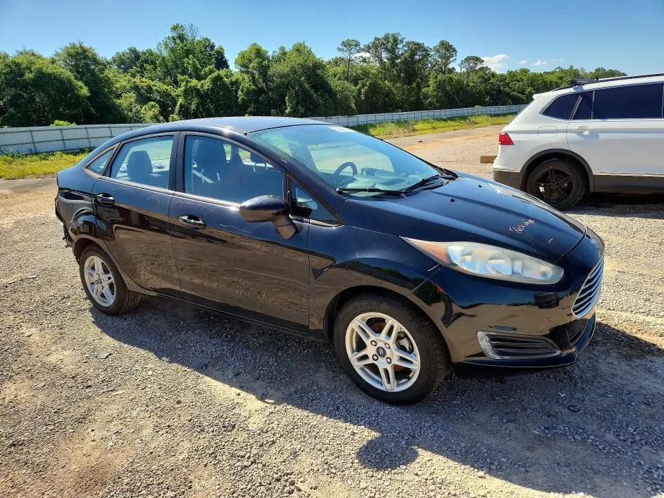 2018 FORD FIESTA SE  