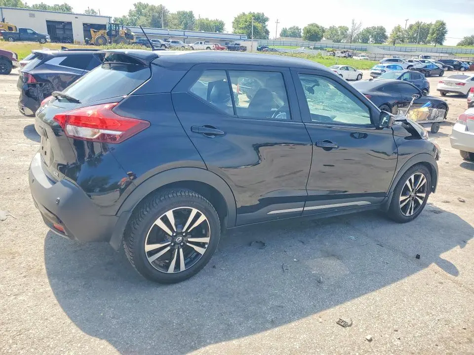 2020 NISSAN KICKS SR  