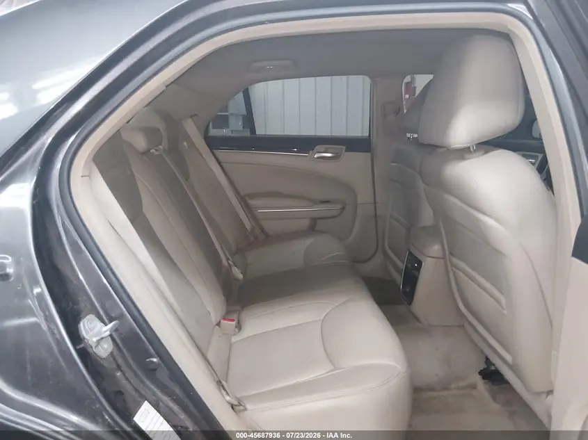 2013 CHRYSLER 300 MOTOWN