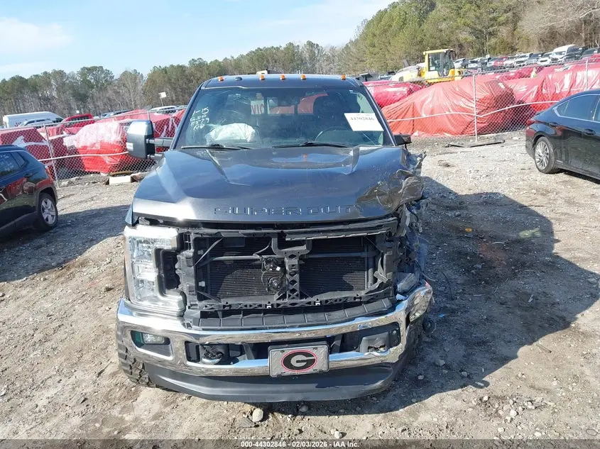 2017 FORD F-250 LARIAT