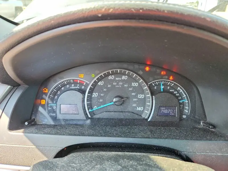 2013 TOYOTA CAMRY LE  